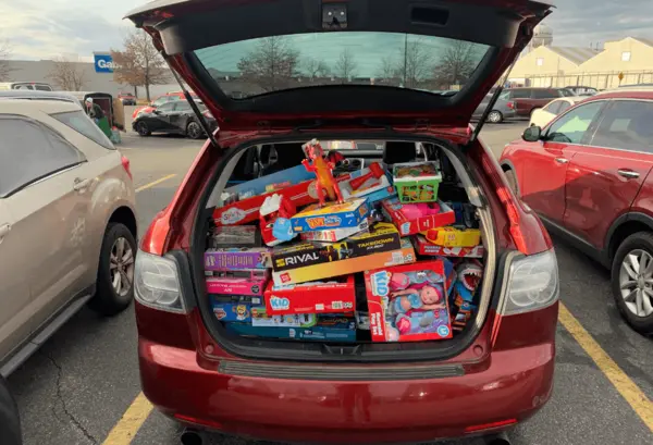ExperiGreen-HQ-Toys-For-Tots-Donation-1