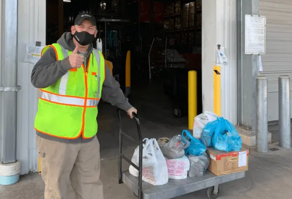Mid-Ohio-Food-Bank-ExperiGreen-Donation-Dropoff